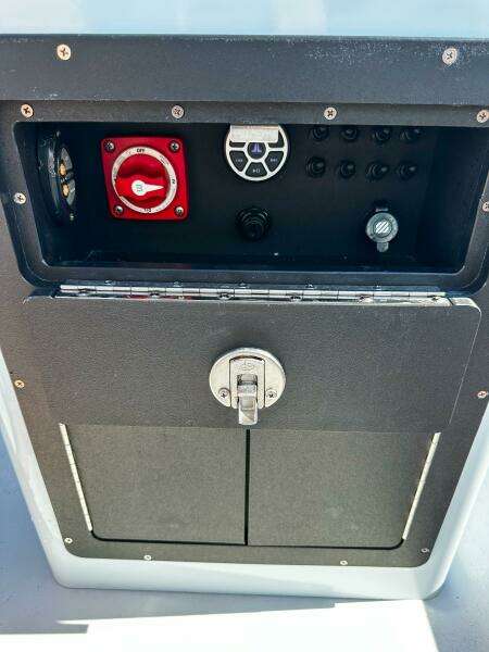 18ft East Cape Yacht For Sale