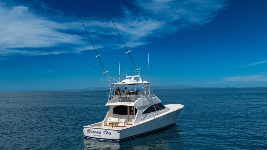 58' 2025 Viking 58 Convertible