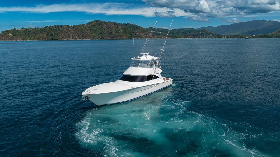 58' 2025 Viking 58 Convertible