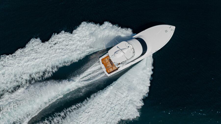 58' 2025 Viking 58 Convertible