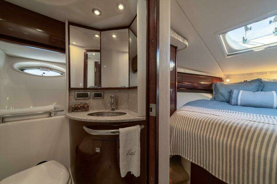 Le French Kiss 44ft Sea Ray Yacht For Sale