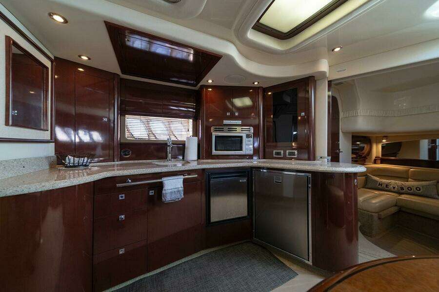 Le French Kiss 44ft Sea Ray Yacht For Sale