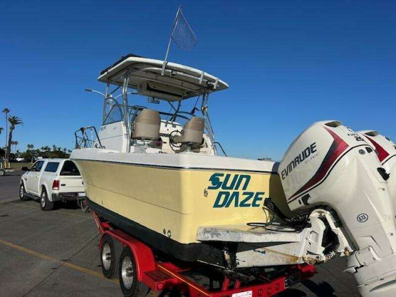SUN DAZE 30ft Pro Line Yacht For Sale
