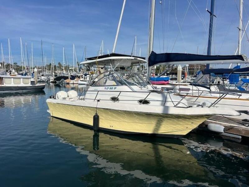 30' 1998 Pro-Line 2610 WA