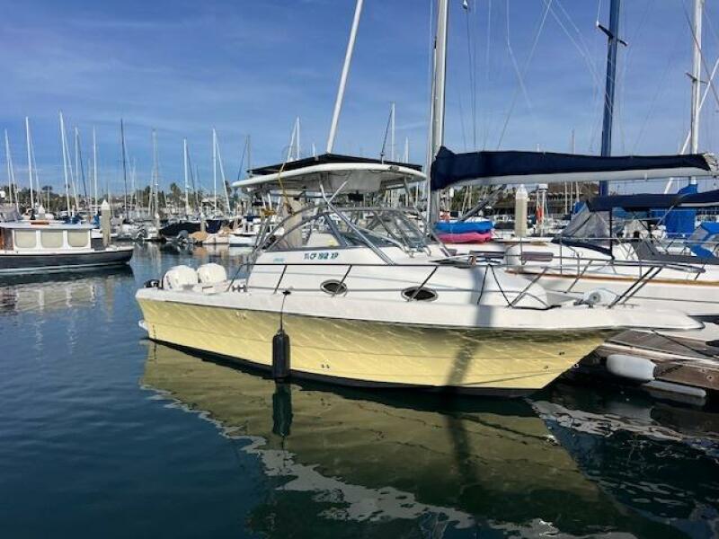 30' 1998 Pro-Line 2610 WA