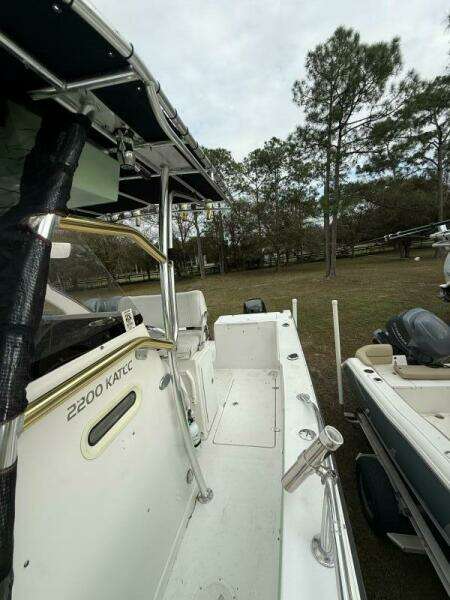 22ft ProKat Yacht For Sale