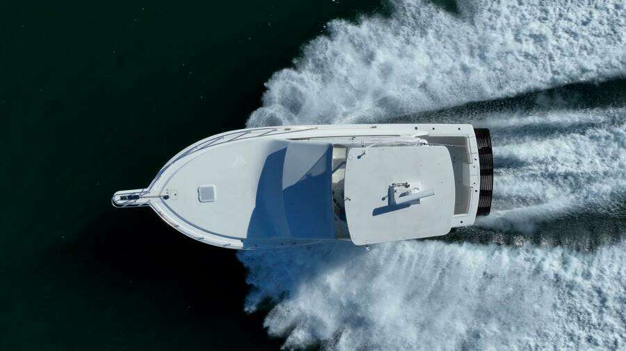 Manana 43ft Egg Harbor Yacht For Sale