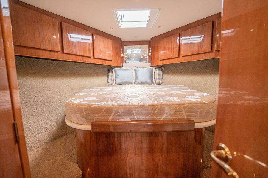Manana 43ft Egg Harbor Yacht For Sale