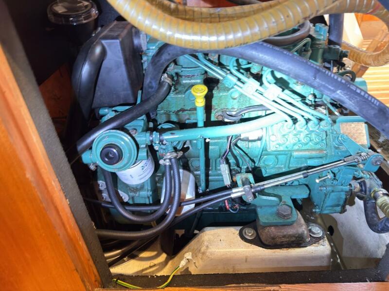 38' 2006 Elan Impression