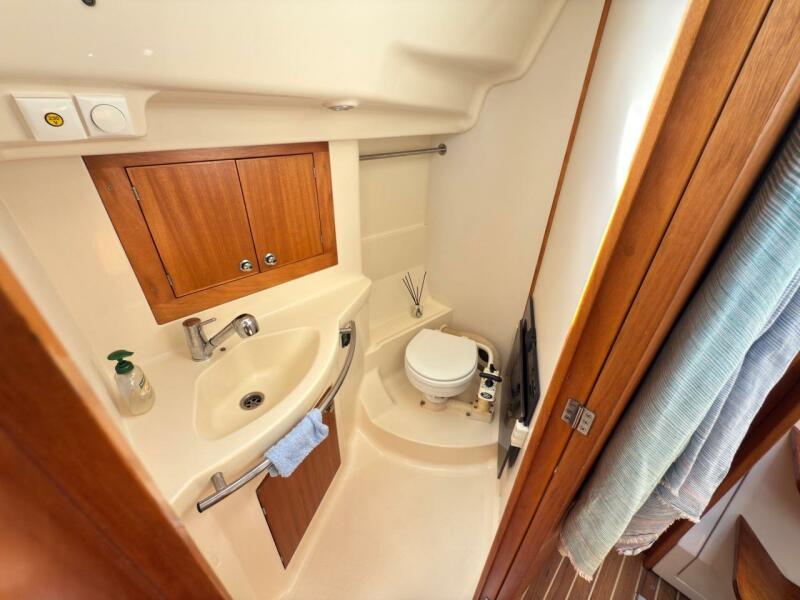 38' 2006 Elan Impression