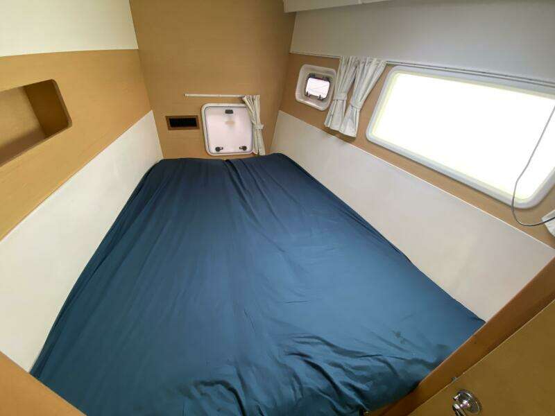 Pilgrim 39ft Lagoon Yacht For Sale