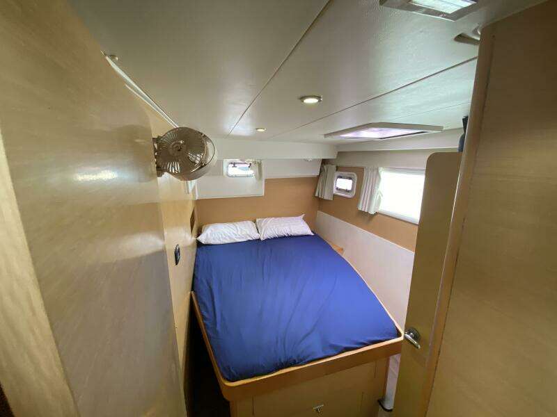 Pilgrim 39ft Lagoon Yacht For Sale