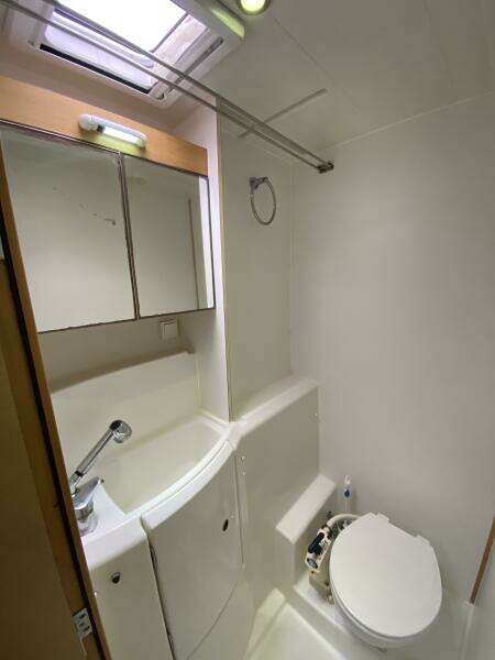 Pilgrim 39ft Lagoon Yacht For Sale