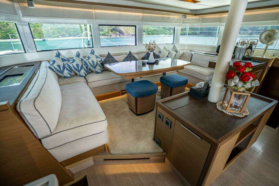 Hortz 48ft Lagoon Yacht For Sale