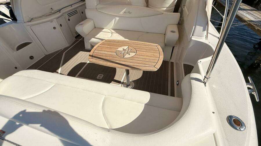 Banking Memories 41ft Sea Ray Yacht For Sale