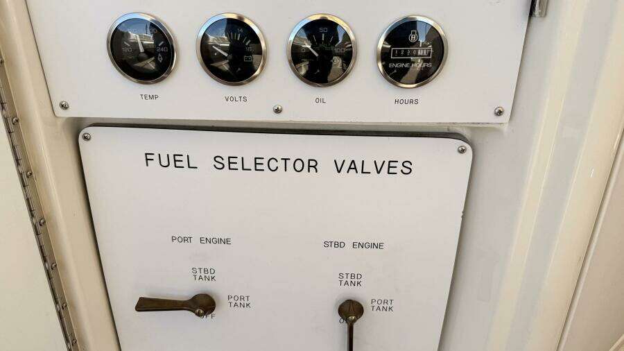 Banking Memories 41ft Sea Ray Yacht For Sale