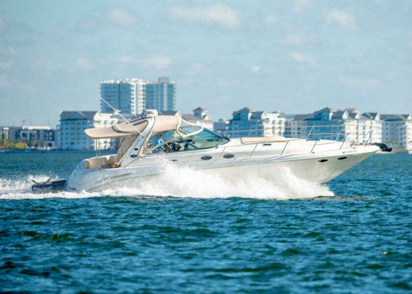 Banking Memories 41ft Sea Ray Yacht For Sale