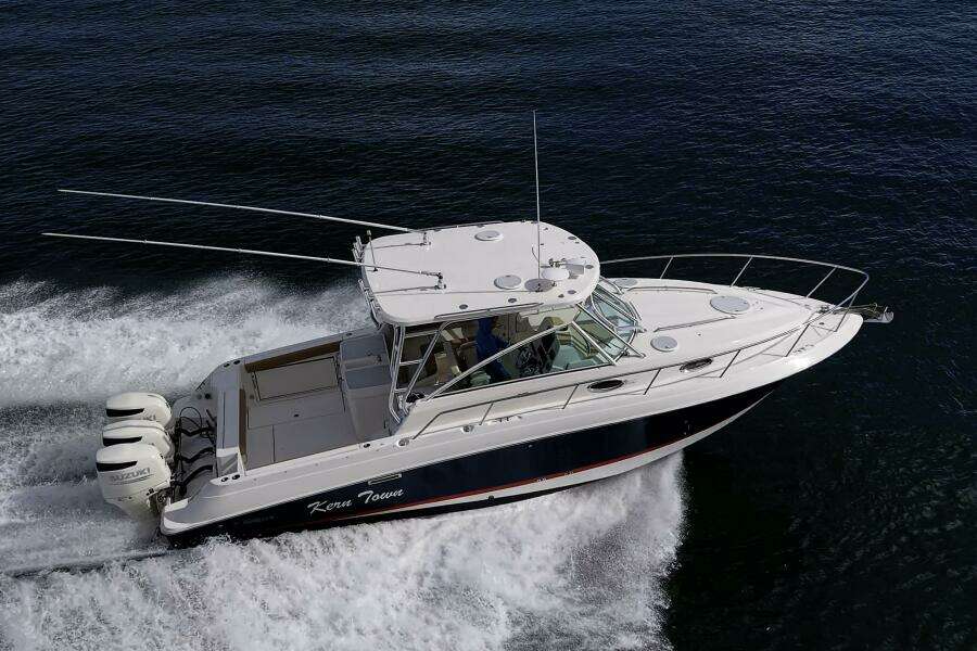 KERNTOWN 34ft Wellcraft Yacht For Sale