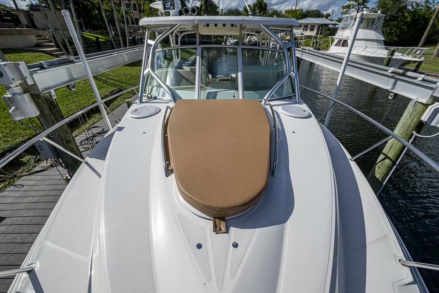 34' 2013 Wellcraft 340 Coastal