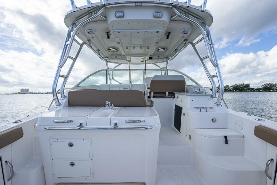 34' 2013 Wellcraft 340 Coastal