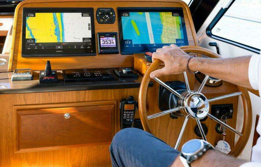 37ft Back Cove Yacht For Sale