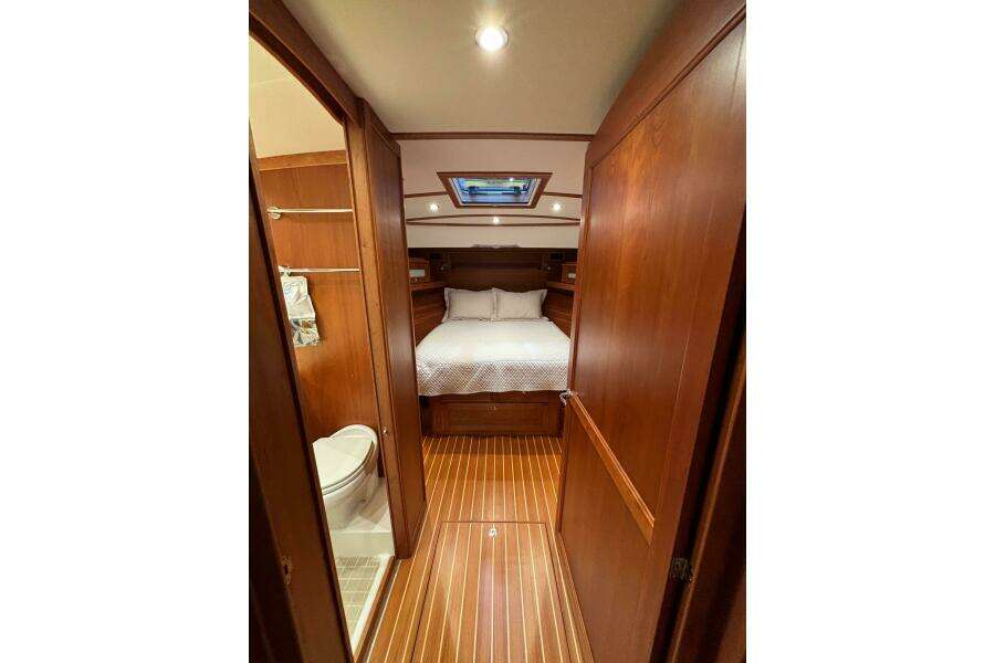 Cellibrate 45ft Sabre Yacht For Sale