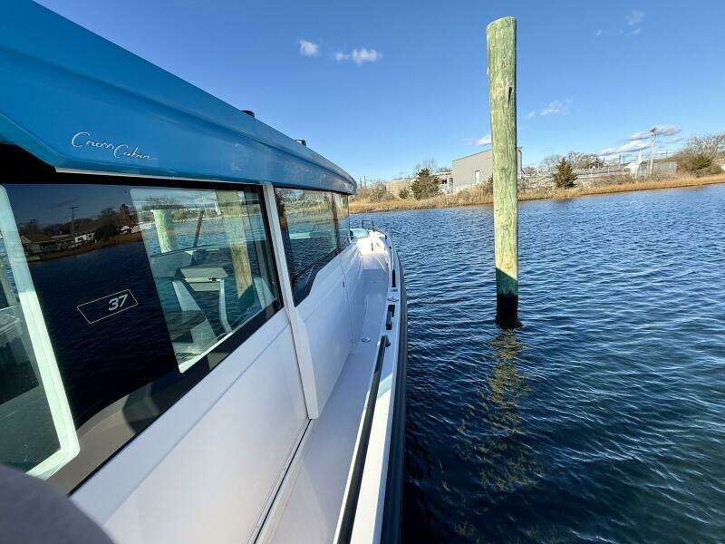 Too Blue 37ft Axopar Yacht For Sale