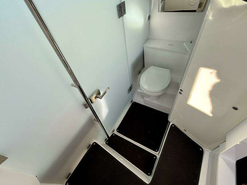 Too Blue 37ft Axopar Yacht For Sale