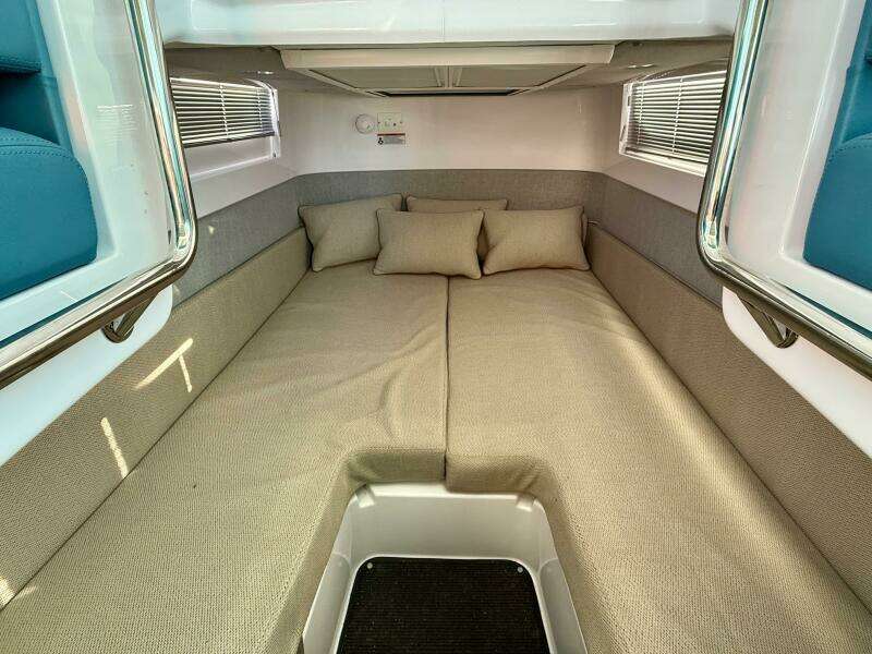 Too Blue 37ft Axopar Yacht For Sale