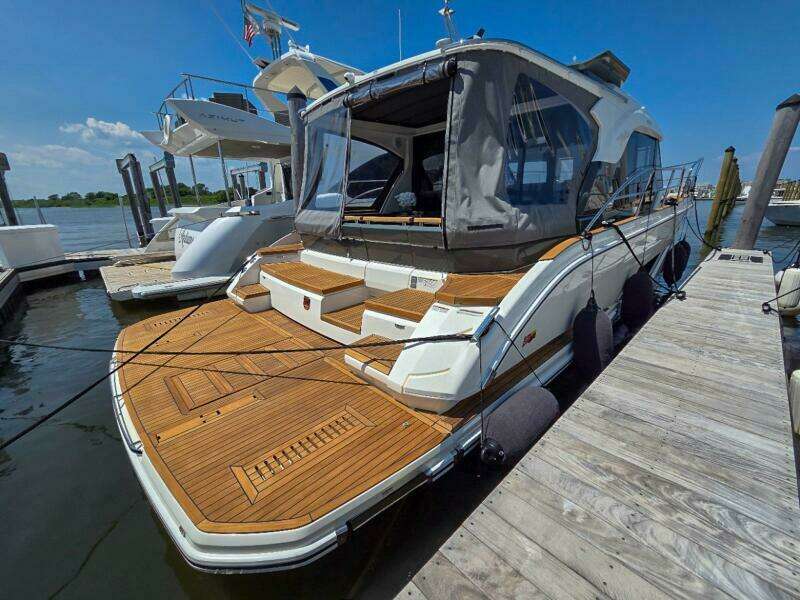 44ft Marex Yacht For Sale
