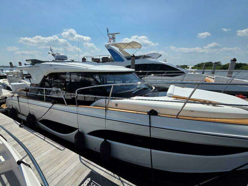 44ft Marex Yacht For Sale