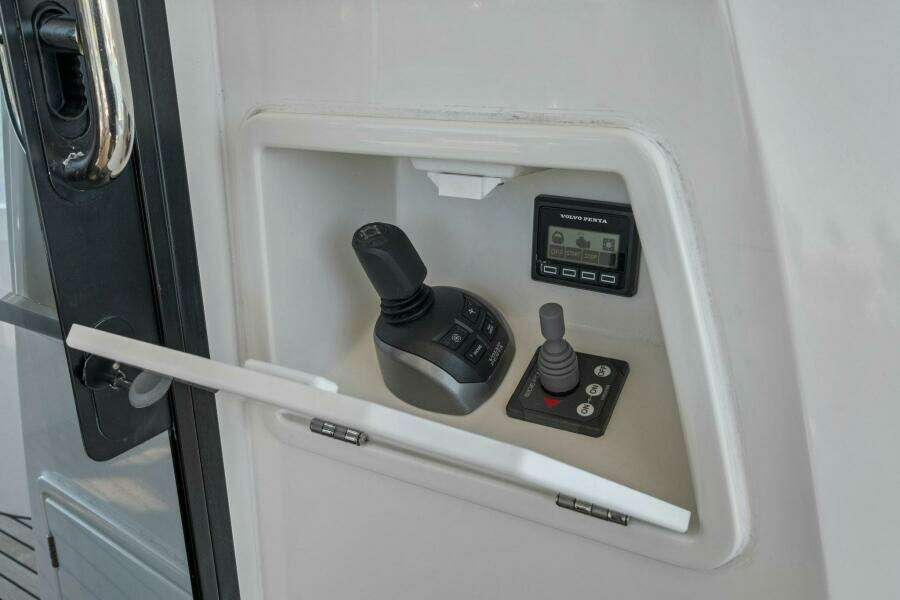 No Patience 52ft Prestige Yacht For Sale