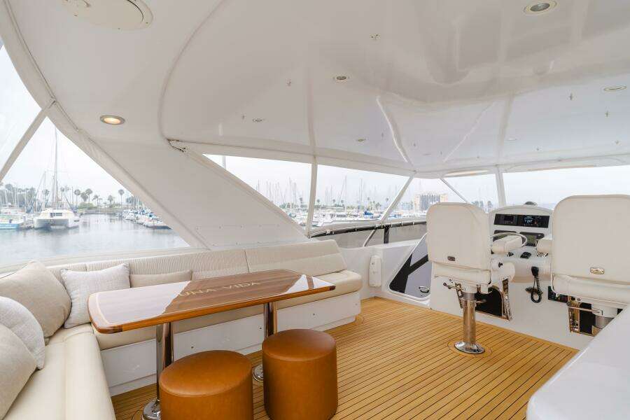 UNA VIDA  64ft Hatteras Yacht For Sale