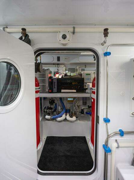 HT HOOK 72ft Merritt Yacht For Sale