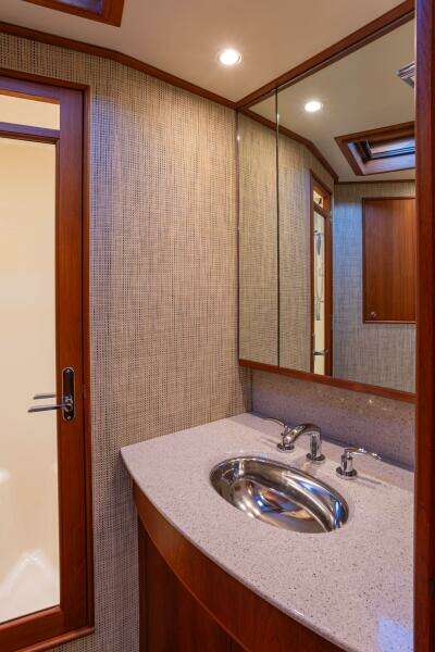 HT HOOK 72ft Merritt Yacht For Sale