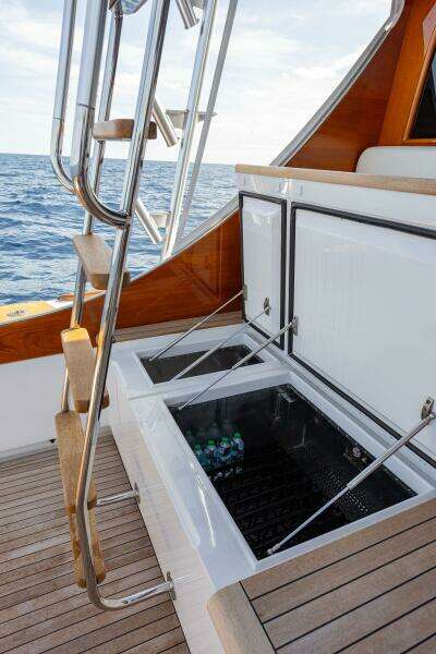 HT HOOK 72ft Merritt Yacht For Sale