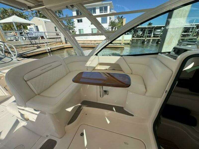 2025 Grady-White Freedom 375 SUZY Q 