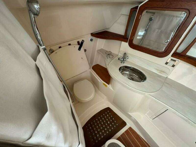 2025 Grady-White Freedom 375 SUZY Q 