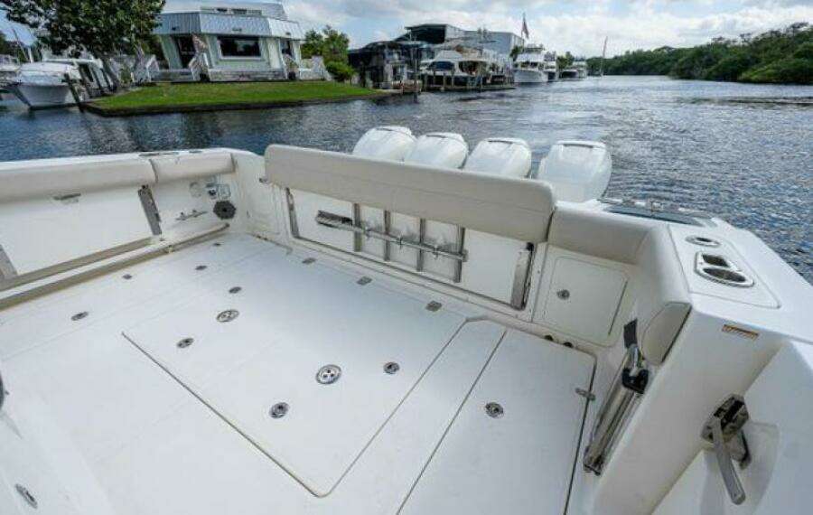 AJ 42ft Boston Whaler Yacht For Sale