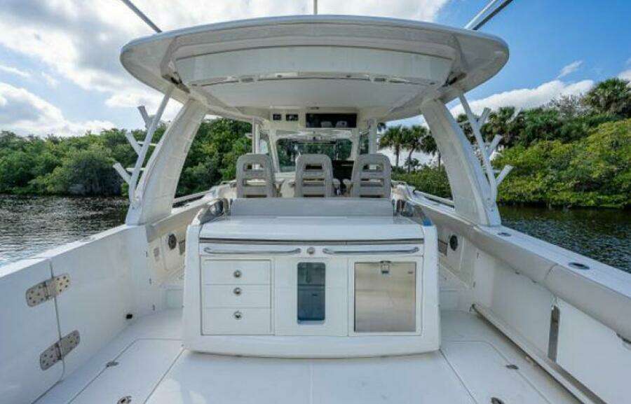 AJ 42ft Boston Whaler Yacht For Sale