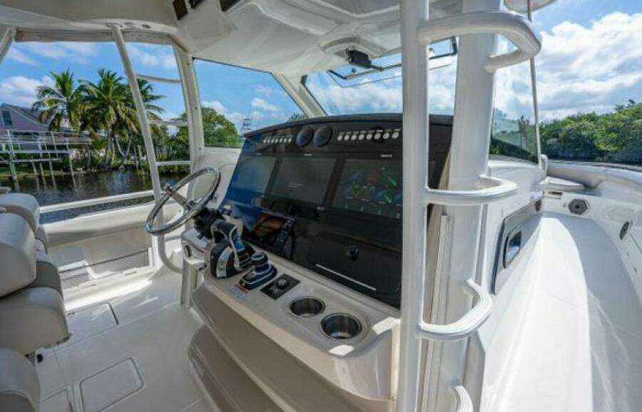 AJ 42ft Boston Whaler Yacht For Sale