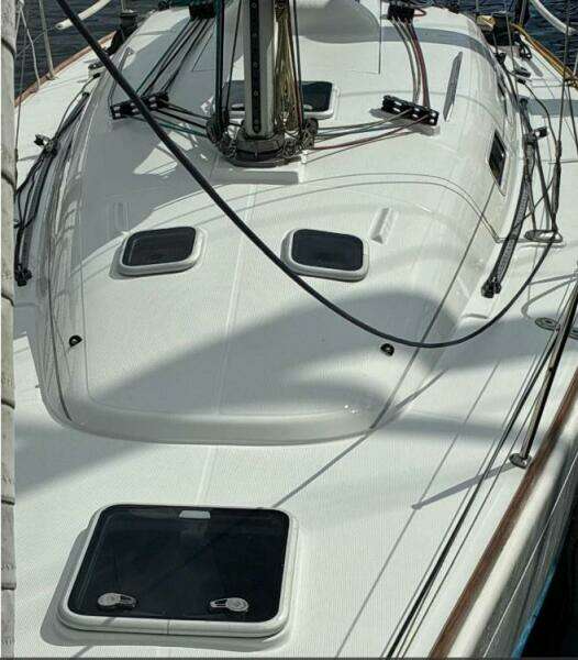 36ft Beneteau Yacht For Sale