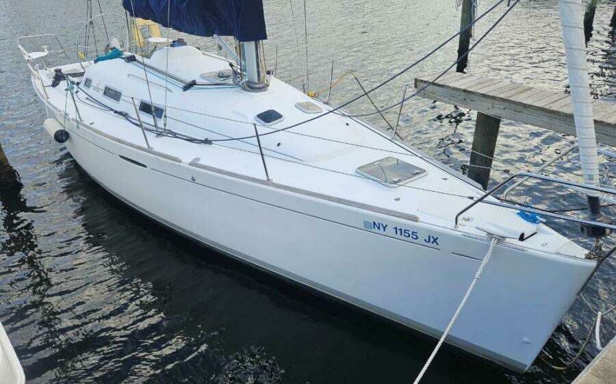 36ft Beneteau Yacht For Sale