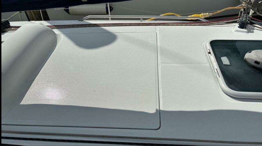 36ft Beneteau Yacht For Sale