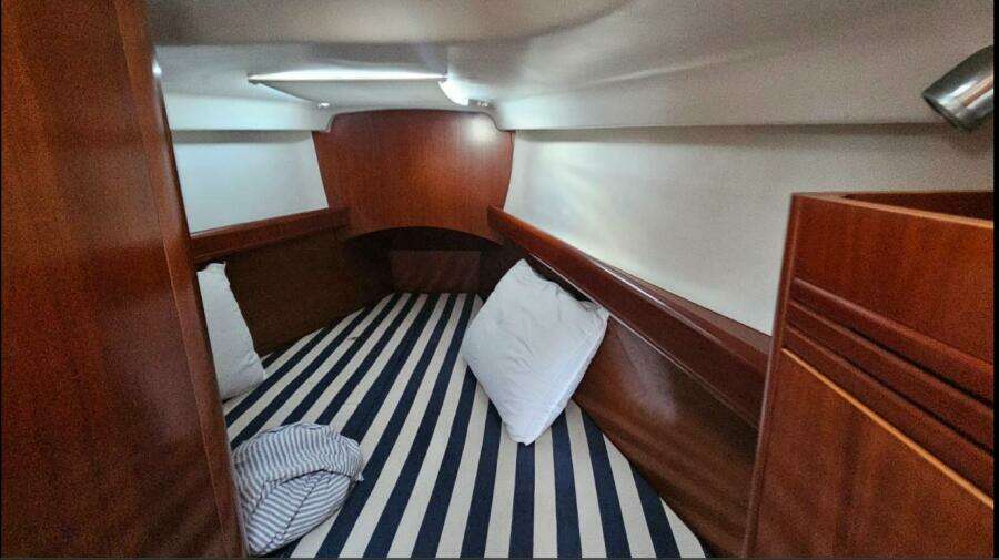 36ft Beneteau Yacht For Sale