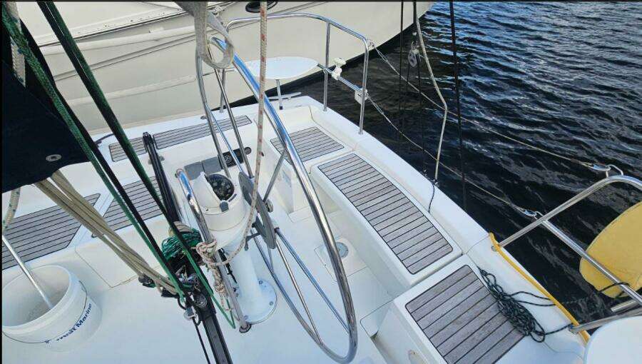 36ft Beneteau Yacht For Sale