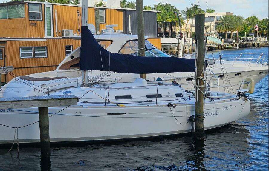 36ft Beneteau Yacht For Sale