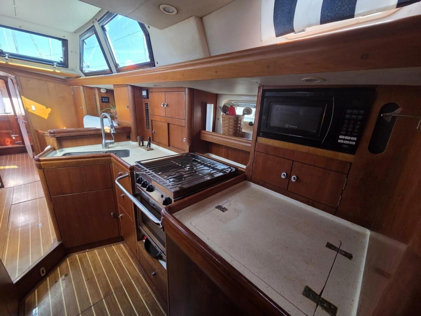 1998 Oyster 485