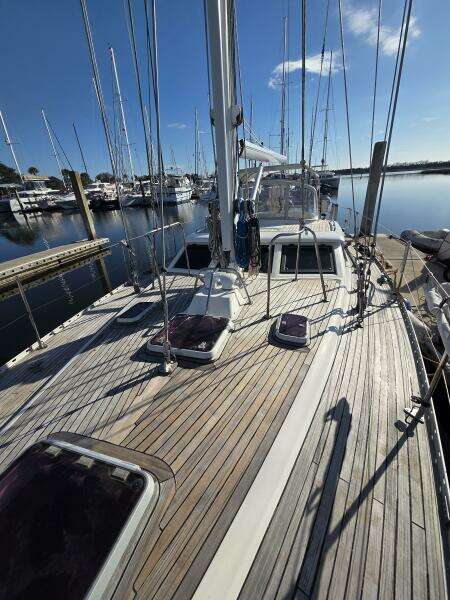 Pemaquid 48ft Oyster Yacht For Sale
