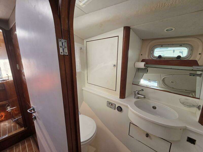 Pemaquid 48ft Oyster Yacht For Sale